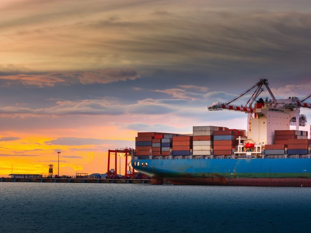 Illustration transport maritime : port, conteneurs, chantier naval, logistique, cargaison