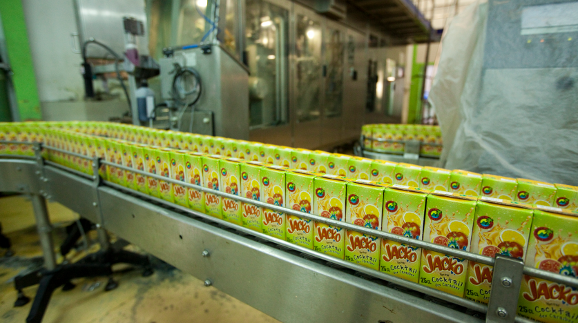 Société jus de fruits Caraïbes, à Jarry en Guadeloupe